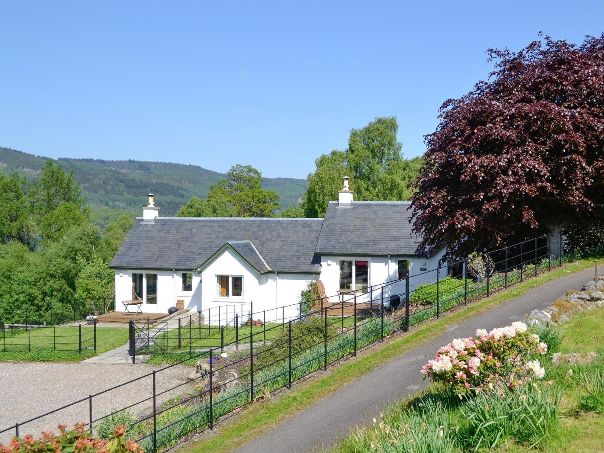 Tummel Cottage Foss Exterior foto